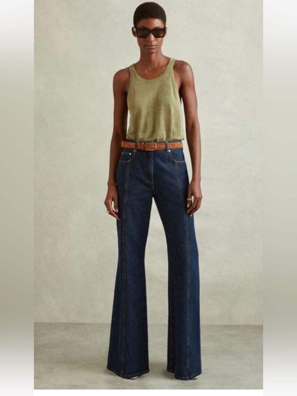 Reiss Womens Juniper Flared Front Seam Jeans Dark Blue size 25R